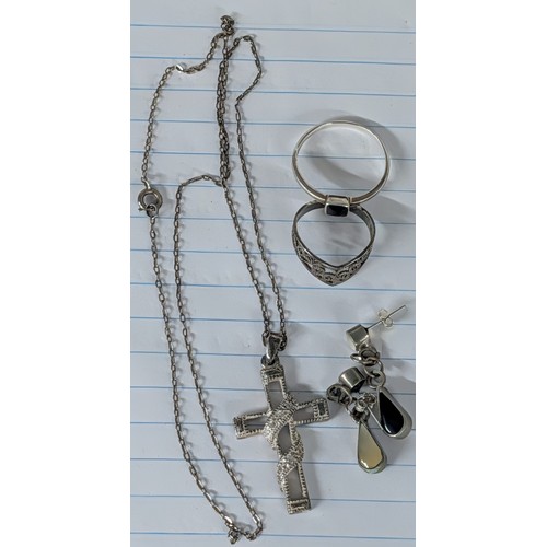 341 - A Group of 925 Silver Jewellery Including an 18