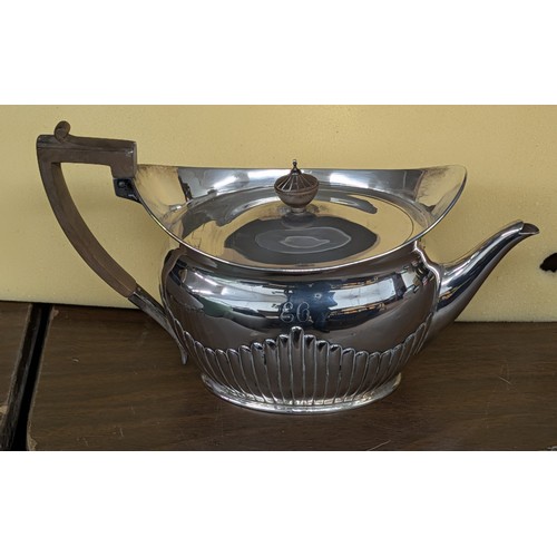 269 - 19th Century Sterling Silver Teapot by William Base and Sons London 1881 - 484.2 gm Gross Weight