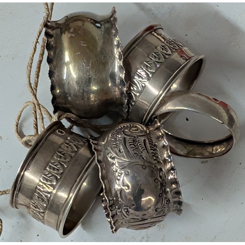 287 - Five Sterling Silver Napkin Rings Including Birmingham Hallmarked Examples - 61 gm