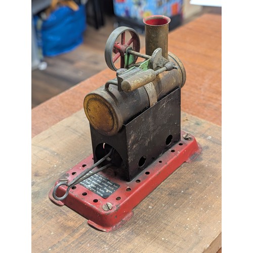 17 - Mamod Stationary Live Steam Model Engine Model MM1 on wooden platform