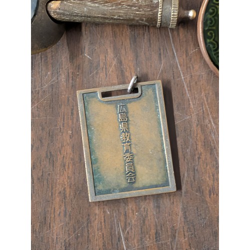 38 - An Assortment of Vintage Decorative Items and Jewellery in a Bone-Inlaid Trinket Box
