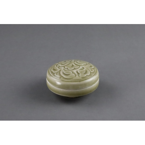 28 - A Fine Yaozhou Carved Celadon Box and Cover, Song dynasty of circular section, the box with low stra... 