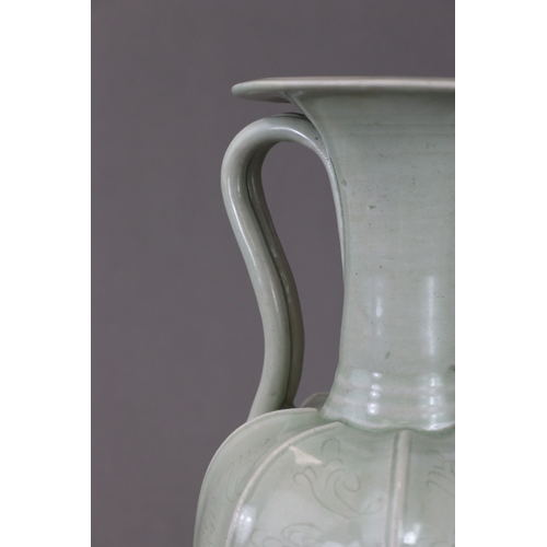 40 - An Extremely Rare Yue-type Incised Ewer, Five dynasties/Northern Song dynasty the melon-shaped body ... 