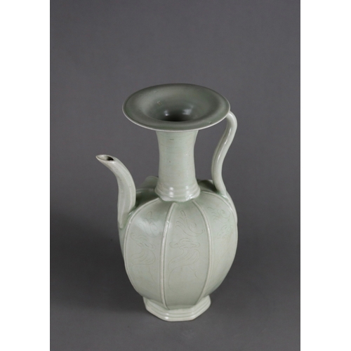 40 - An Extremely Rare Yue-type Incised Ewer, Five dynasties/Northern Song dynasty the melon-shaped body ... 