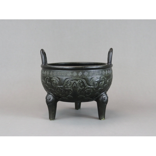 74 - A Rare Black Glazed Tripod Censer, liding, incised seal mark Xiyin Shuwu zhencang, Jiaqing period,  ... 