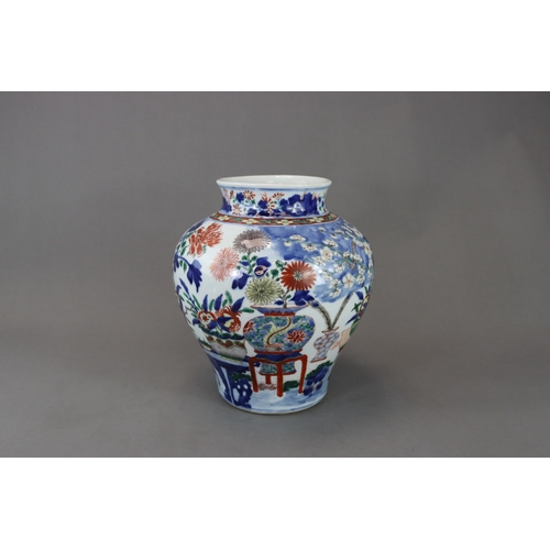 101 - A Wucai 'Hundred Antiques' Jar, Shunzhi,  the baluster body well painted in bright enamels and under... 