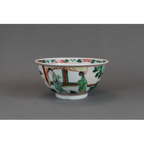 102 - A Wucai Bowl with Ladies, early Kangxi, the rounded sides finely enamelled on the exterior with a co... 