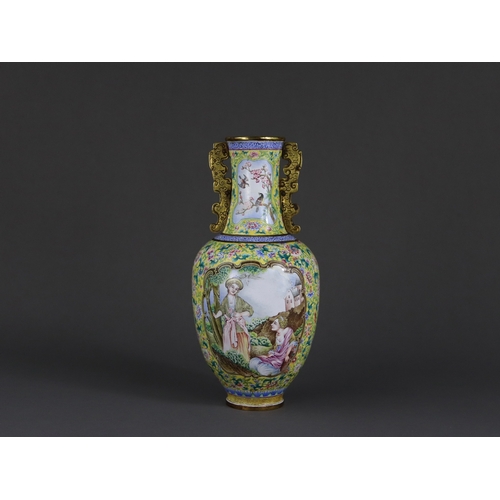 154 - A Fine Pekin Enamel Vase, late Qing/Republic,  in the Qianlong style, of ovoid form,  the waisted ne... 