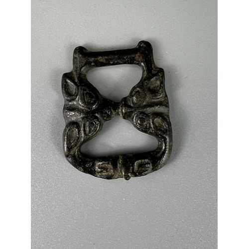 213 - An Ordos Bronze 'Four Overlapping rabbits' Ornament and A 'Double Tiger-head' Belt Buckle, Eastern Z... 