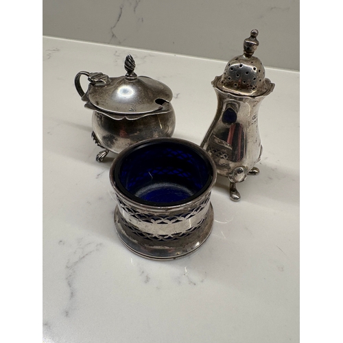 18 - 3 silver cruet items approx 100g