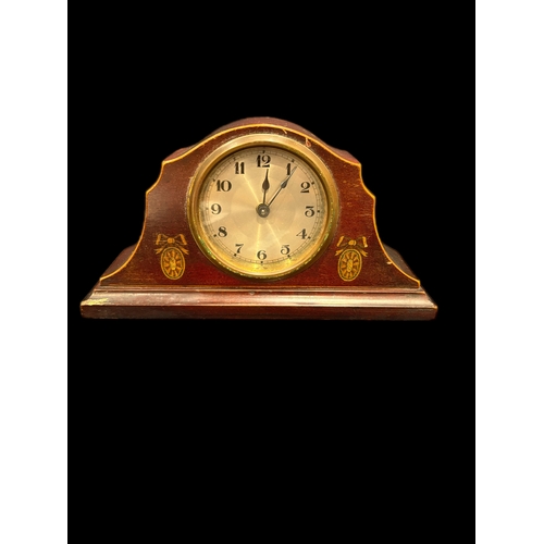 163 - Wind up mantle clockAppears to be working