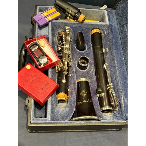 175 - Boxed Leblanc clarinet