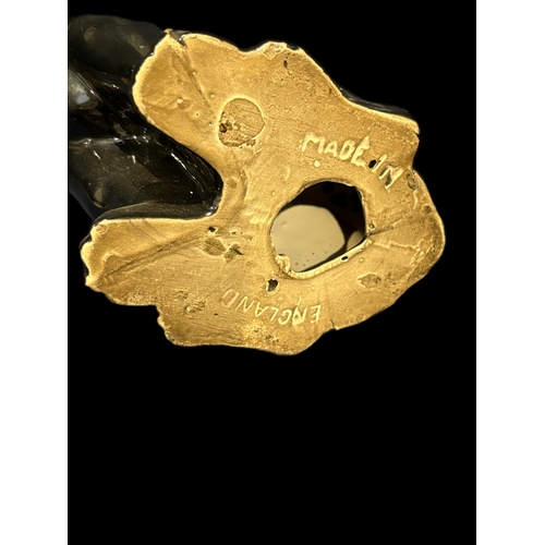 56 - 2 china black cats