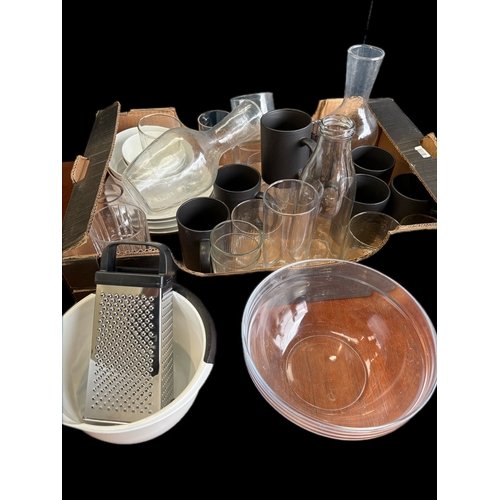 144 - Box of glass items