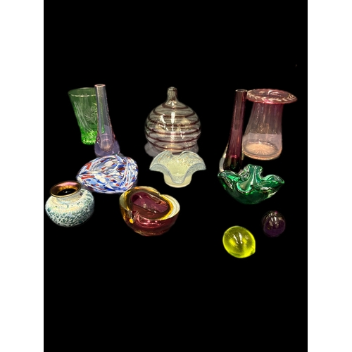 147 - Qty of studio and hand blown glass