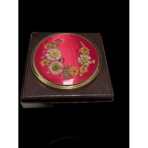 8 - Qty of compact powder cases etc