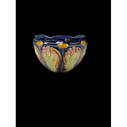 126 - Ceramic hanging planter 14.5cm x H10.5cm