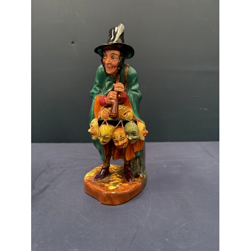 132 - Royal Doulton figurines Pied Piper & The Mask Seller