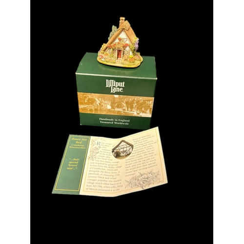 131 - 4 Lilliput lane houses boxed