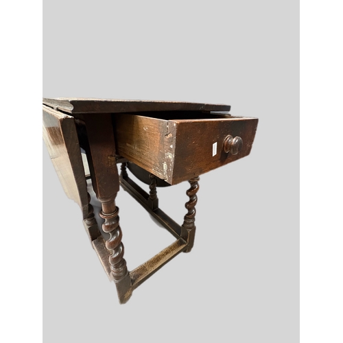 492 - Antique oak gateleg table on barley twist supports
(open 151cm x 131 x 72H) closed 131cm x 50cm ... 