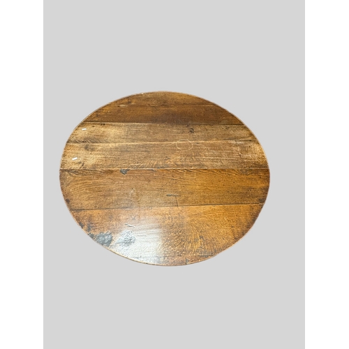 492 - Antique oak gateleg table on barley twist supports
(open 151cm x 131 x 72H) closed 131cm x 50cm ... 