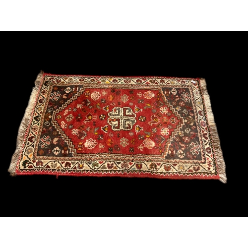541 - Wool rug 68cm x 110cm