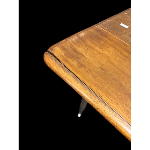 505 - Victorian Mahogany drop flap side / lamp table
 