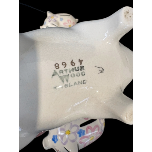 139 - 4 vintage ceramic pig money boxes