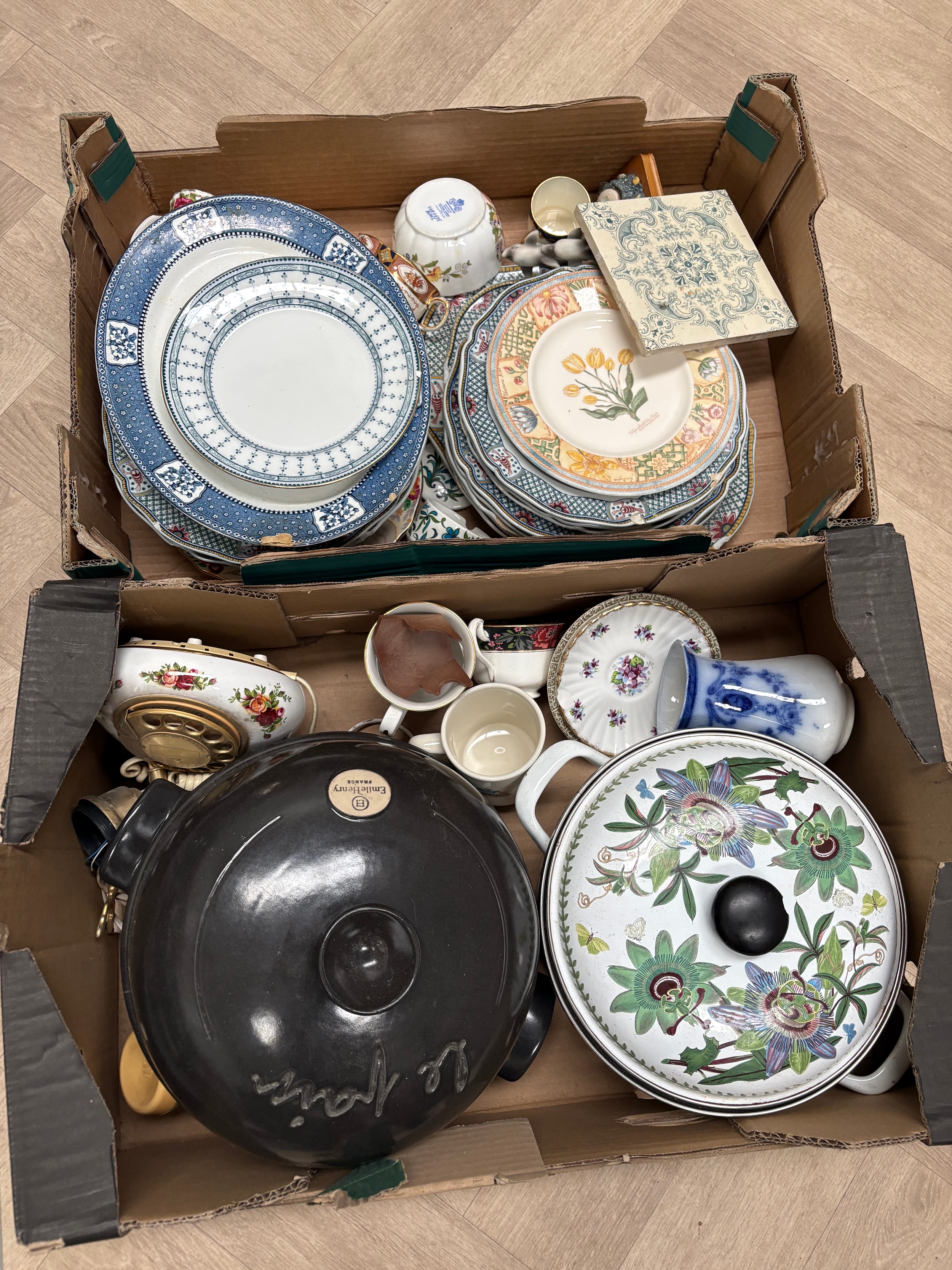 2 boxes of misc china, glass etc