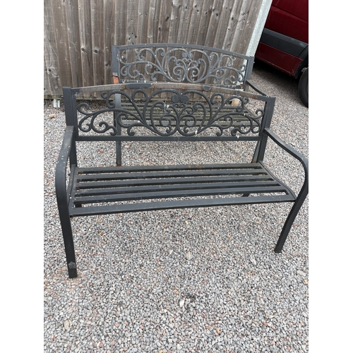 2 metal garden benches 130cm W