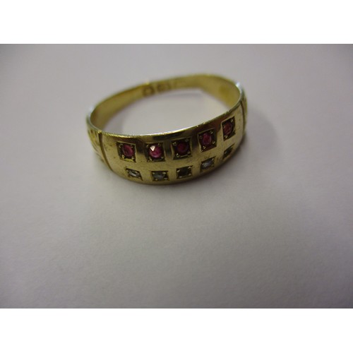 53 - An antique 18ct yellow gold ring set with a of 5 rubies and a parallel row of 5 diamonds, approx. ri... 