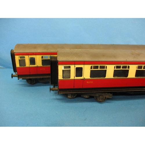 271 - 4 O gauge BR MK1 corridor coaches in red and cream livery