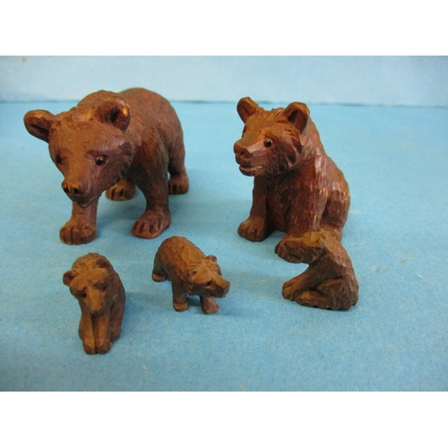 245 - A Black Forest carved wood family of bears and a trinket box