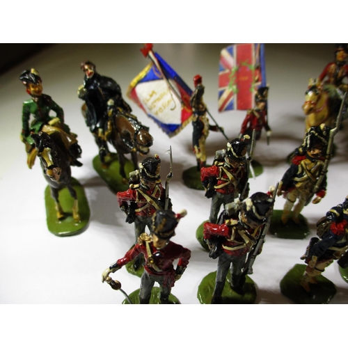 231 - A quantity of vintage Edward Suren'Willie' 30mm figures