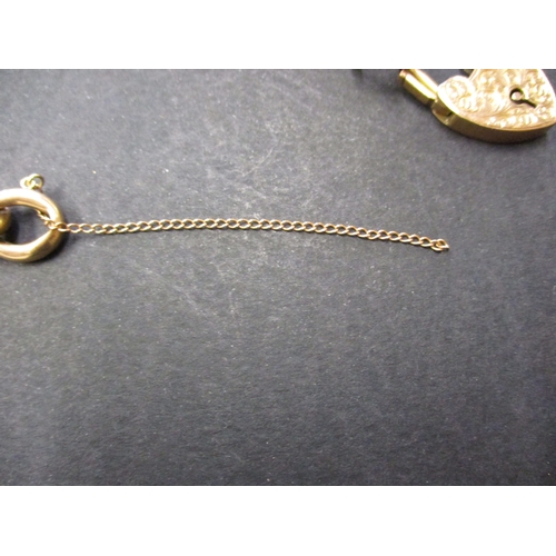 92 - A 9ct gold link bracelet, approx. weight 29g, approx. linear length 21cm