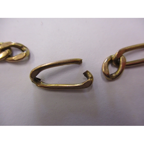 107 - A 9ct gold bracelet. Approximate weight 4.6g