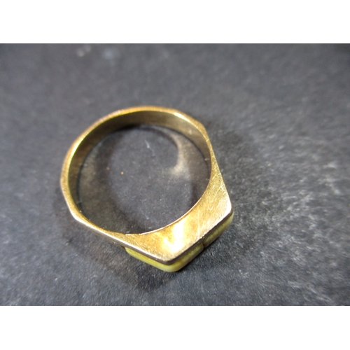 115 - A quantity of 9ct gold items, approx. weight 18.5g