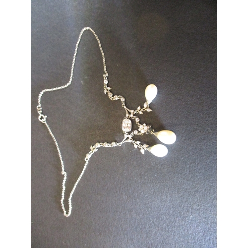 116 - A bespoke made silver, pearl and simulated diamond necklace