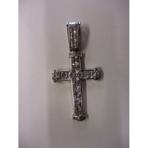 119 - A large sterling silver crucifix necklace pendant