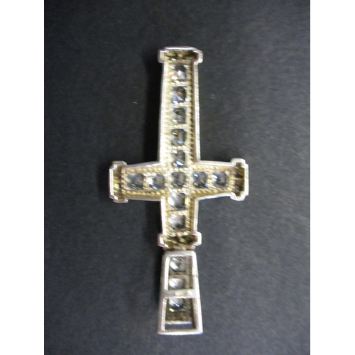 119 - A large sterling silver crucifix necklace pendant