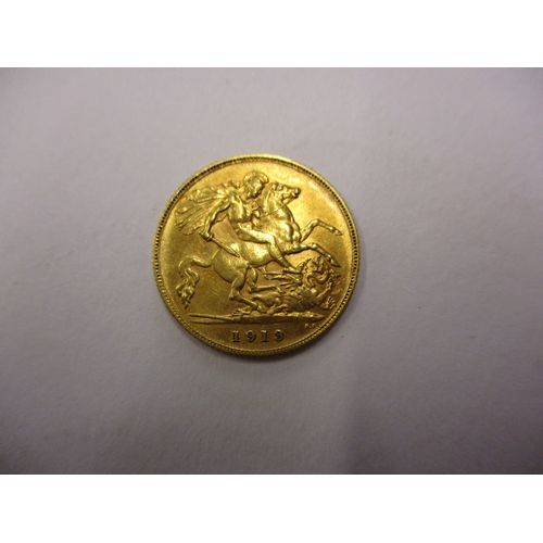 128 - A 1913 gold half sovereign