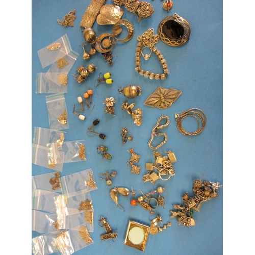 194 - A large quantity of silver and white metal costume jewellery and other items