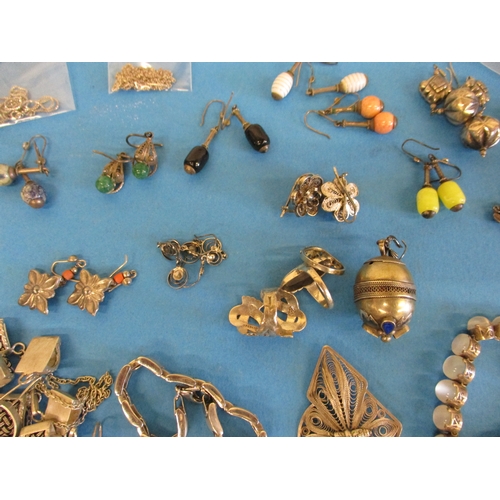 194 - A large quantity of silver and white metal costume jewellery and other items