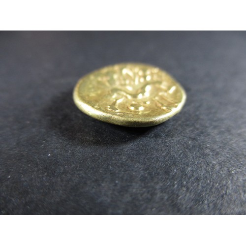 107 - An Ambiani gold stater, approx. weight 6g