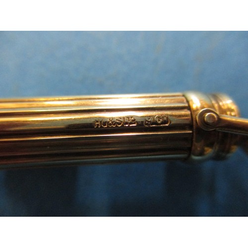 63 - An early 20th century 9ct gold propelling pen and pencil, approx. open length 12cm approx. weight 19... 