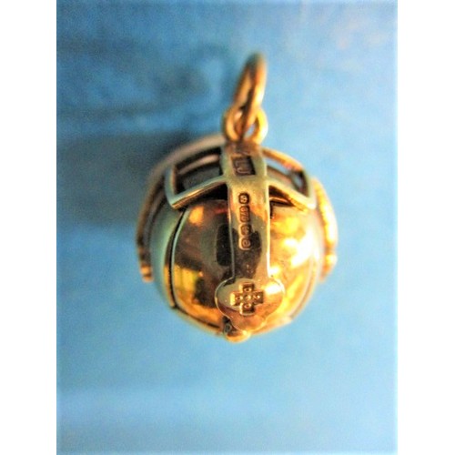 65 - A 9ct yellow gold masonic orb, opening to reveal symbols, approx. weight 8.3g in good pre-owned cond... 