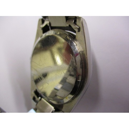 90 - A gents designer watch for Credit Suisse with stainless steel strap, in current working order in goo... 