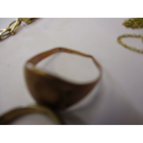 82 - A parcel of 9ct gold items, approx. weight of gold 17g, some damages so sold as scrap