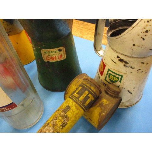 334 - A parcel of vintage automotive lubrication cans, to include a rare Redex can, all in good vintage co... 