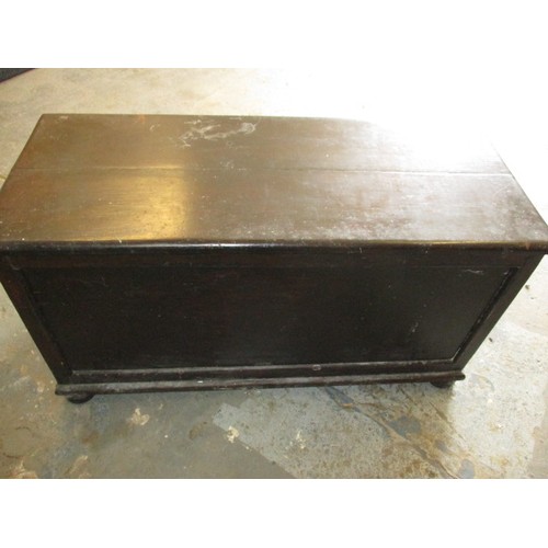 326 - A mid 20th century blanket box approx. dimensions H57 cm W 109 cm D45 cm in good pre-owned condition... 